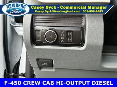 2026 Ford Super Duty F-450 DRW XL 4WD Crew Cab 8' Box