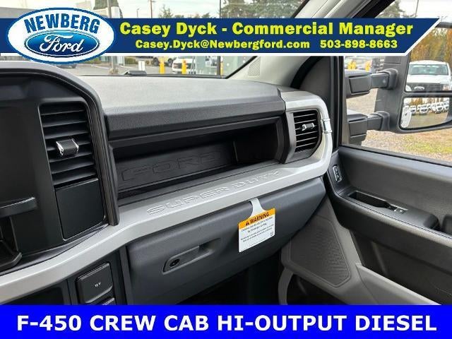 2026 Ford Super Duty F-450 DRW XL 4WD Crew Cab 8' Box