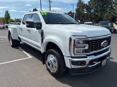 2023 Ford Super Duty F-450 DRW King Ranch 4WD Crew Cab 8' Box