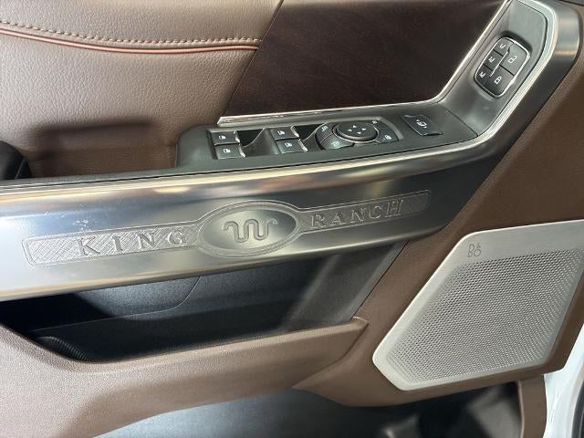 2023 Ford Super Duty F-450 DRW King Ranch 4WD Crew Cab 8' Box