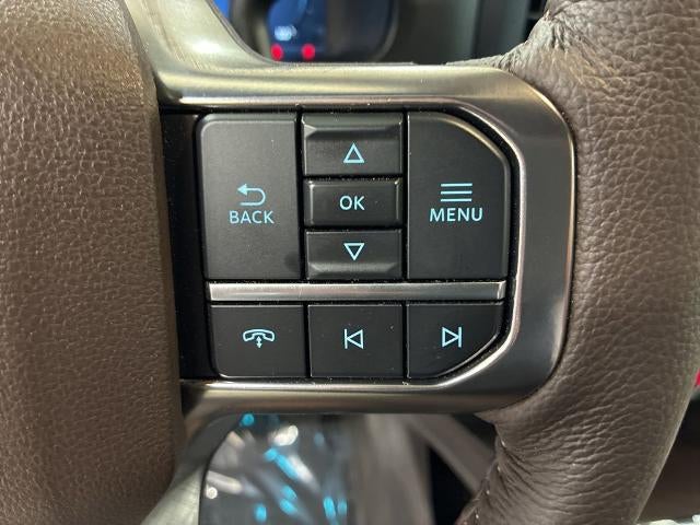 2023 Ford Super Duty F-450 DRW King Ranch 4WD Crew Cab 8' Box