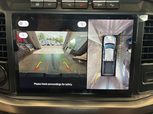 2023 Ford Super Duty F-450 DRW King Ranch 4WD Crew Cab 8' Box