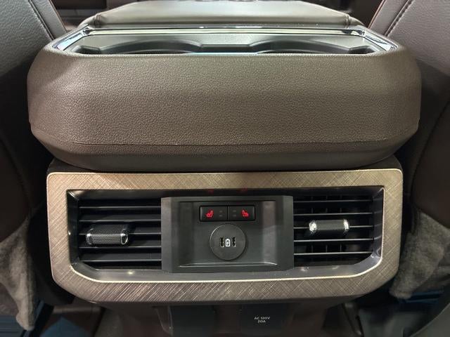 2023 Ford Super Duty F-450 DRW King Ranch 4WD Crew Cab 8' Box