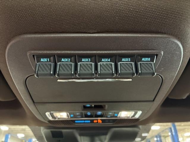 2023 Ford Super Duty F-450 DRW King Ranch 4WD Crew Cab 8' Box
