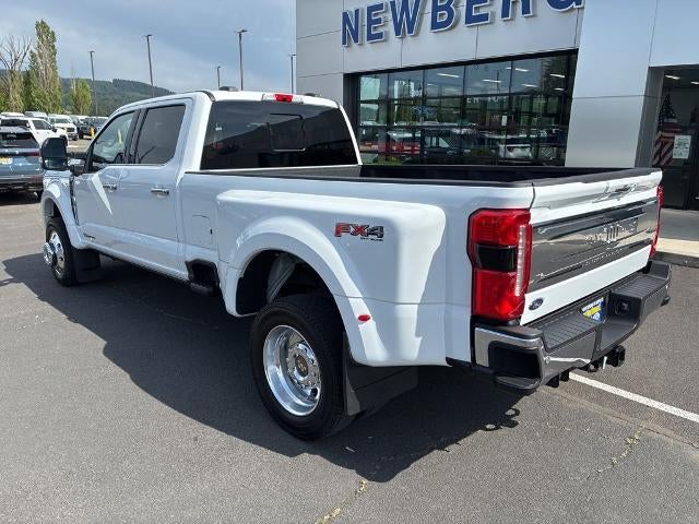 2023 Ford Super Duty F-450 DRW King Ranch 4WD Crew Cab 8' Box