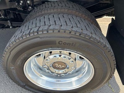 2023 Ford Super Duty F-450 DRW King Ranch 4WD Crew Cab 8' Box
