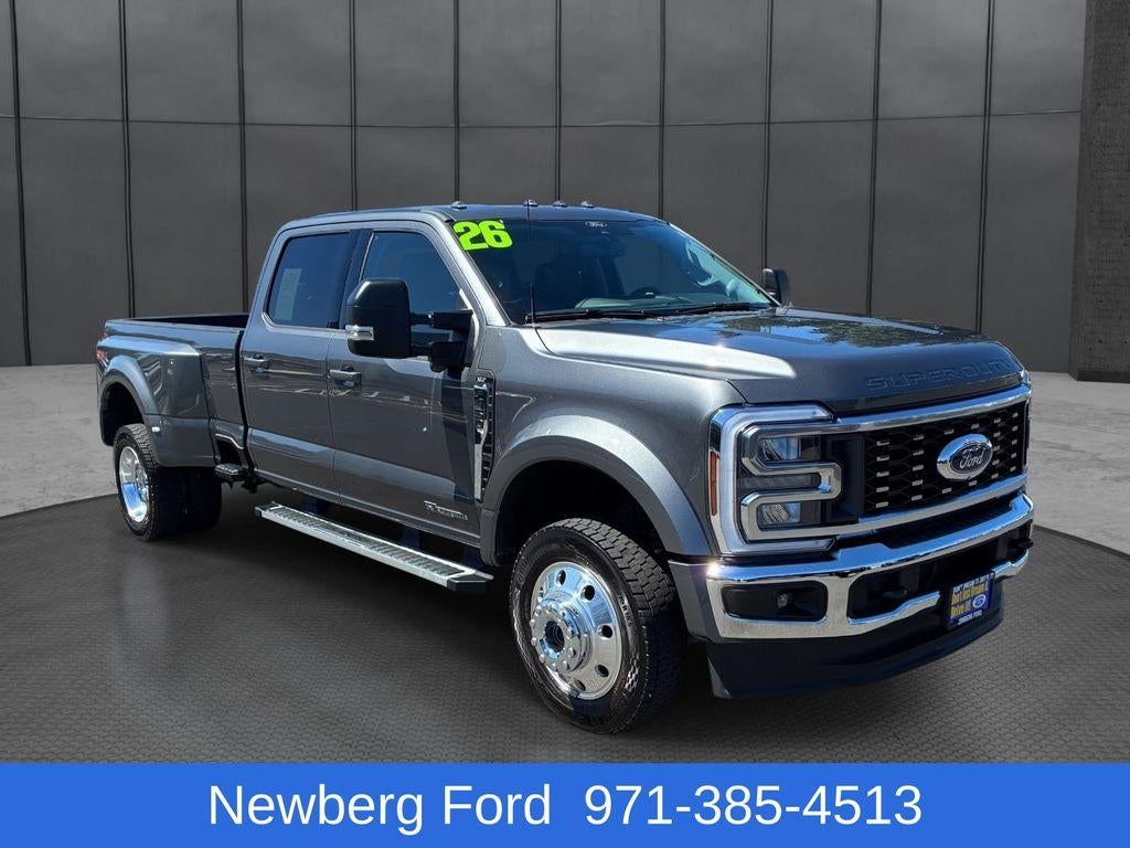2026 Ford Super Duty F-450 DRW XLT 4WD Crew Cab 8' Box