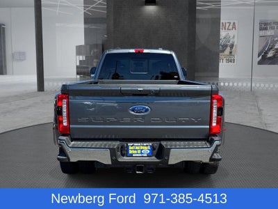 2026 Ford Super Duty F-450 DRW XLT 4WD Crew Cab 8' Box