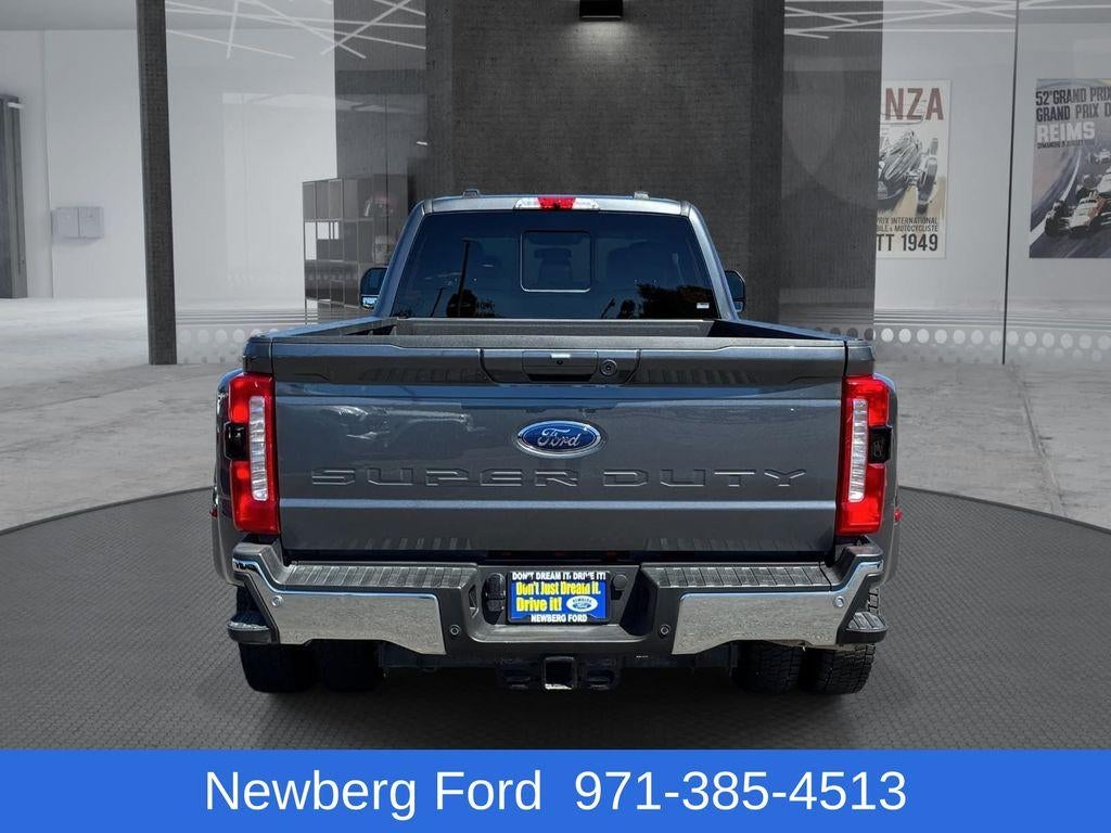 2026 Ford Super Duty F-450 DRW XLT 4WD Crew Cab 8' Box