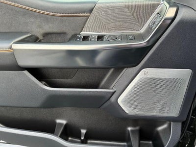 2024 Ford Super Duty F-450 DRW Platinum 4WD Crew Cab 8' Box