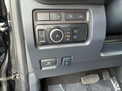 2024 Ford Super Duty F-450 DRW Platinum 4WD Crew Cab 8' Box