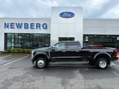 2024 Ford Super Duty F-450 DRW Platinum 4WD Crew Cab 8' Box