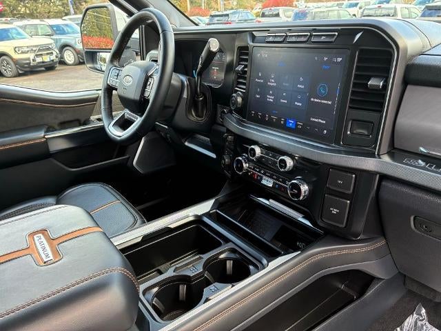2024 Ford Super Duty F-450 DRW Platinum 4WD Crew Cab 8' Box