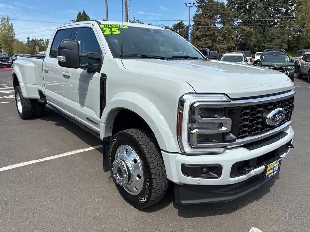 2025 Ford Super Duty F-450 DRW Platinum 4WD Crew Cab 8' Box