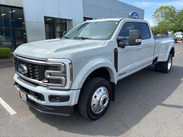 2025 Ford Super Duty F-450 DRW Platinum 4WD Crew Cab 8' Box