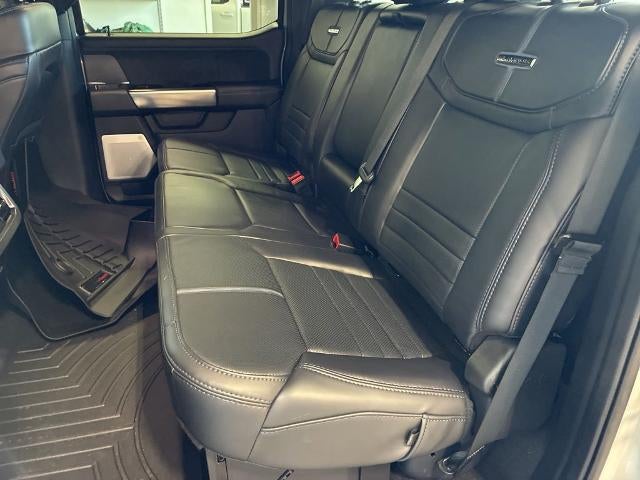 2025 Ford Super Duty F-450 DRW Platinum 4WD Crew Cab 8' Box