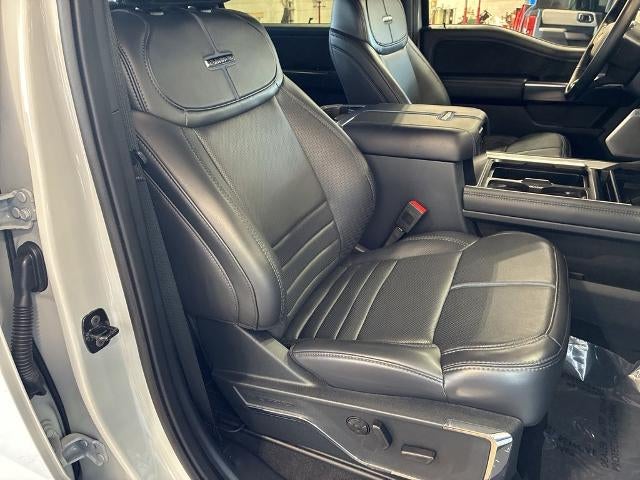 2025 Ford Super Duty F-450 DRW Platinum 4WD Crew Cab 8' Box