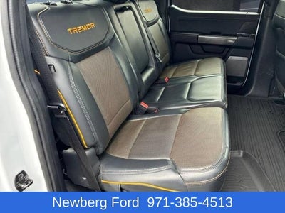 2023 Ford F-150 XL 4WD SuperCrew 5.5' Box