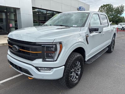 2023 Ford F-150 XL 4WD SuperCrew 5.5' Box