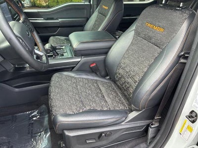2023 Ford F-150 XL 4WD SuperCrew 5.5' Box