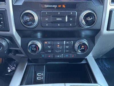 2020 Ford F-150 LARIAT 4WD SuperCrew 5.5' Box