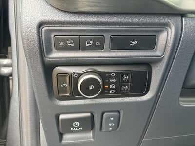 2023 Ford F-150 XL 4WD SuperCrew 5.5' Box