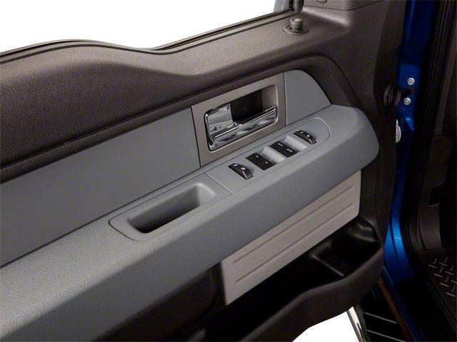 2012 Ford F-150 4WD SuperCrew 5-1/2 Ft Box SVT Raptor