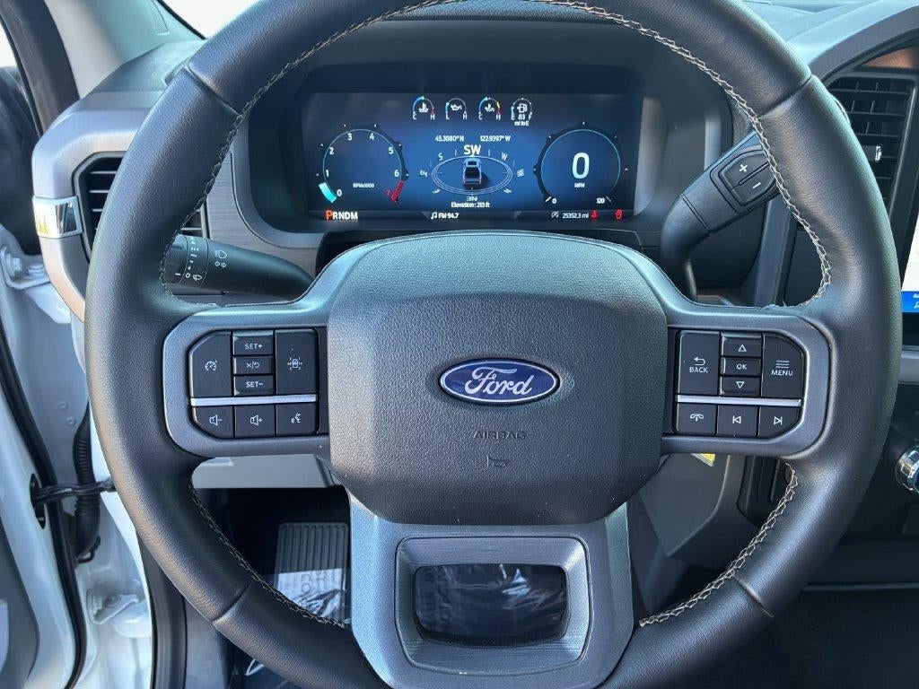 2025 Ford F-150 XLT 4WD SuperCrew 5.5' Box
