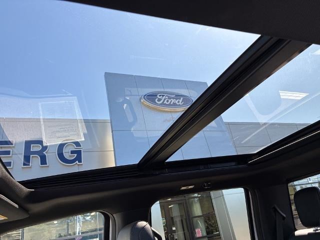2025 Ford F-150 LARIAT 4WD SuperCrew 5.5' Box