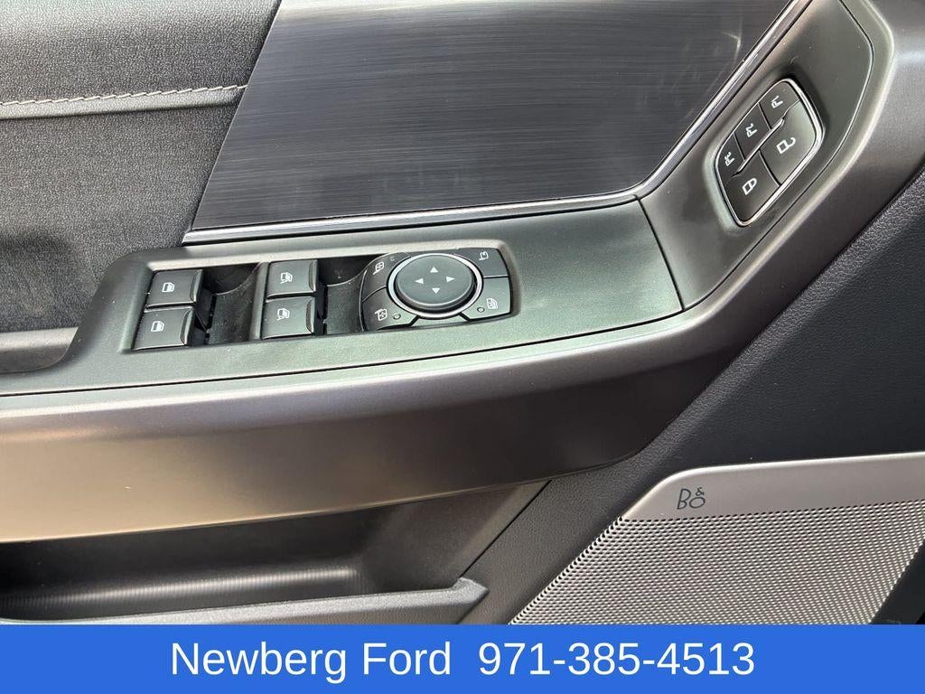 2026 Ford F-150 LARIAT 4WD SuperCrew 5.5' Box