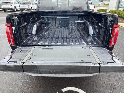 2025 Ford F-150 LARIAT 4WD SuperCrew 5.5' Box