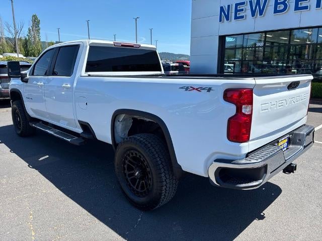 2021 Chevrolet Silverado 3500 HD Crew Cab Long Box 4-Wheel Drive LT