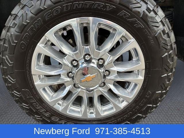2022 Chevrolet Silverado 3500 HD Crew Cab Long Box 4-Wheel Drive High Country