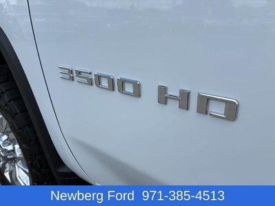 2022 Chevrolet Silverado 3500 HD Crew Cab Long Box 4-Wheel Drive High Country