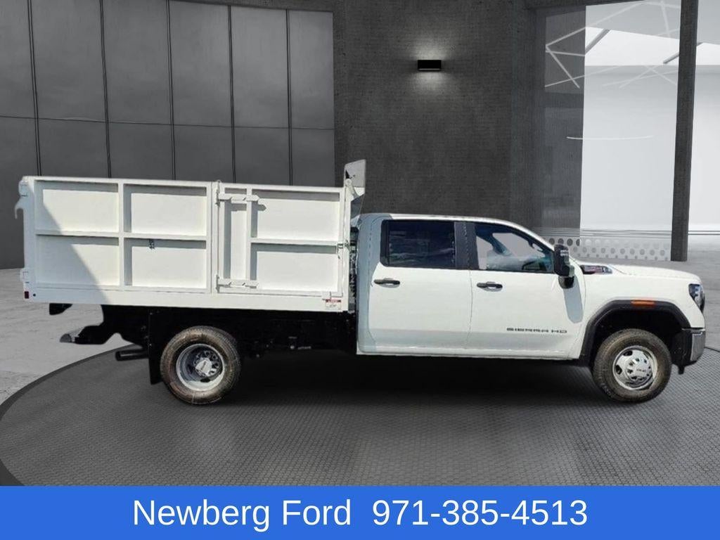 2025 GMC Sierra 3500 HD CC 4WD Crew Cab 177" WB, 60" CA Pro
