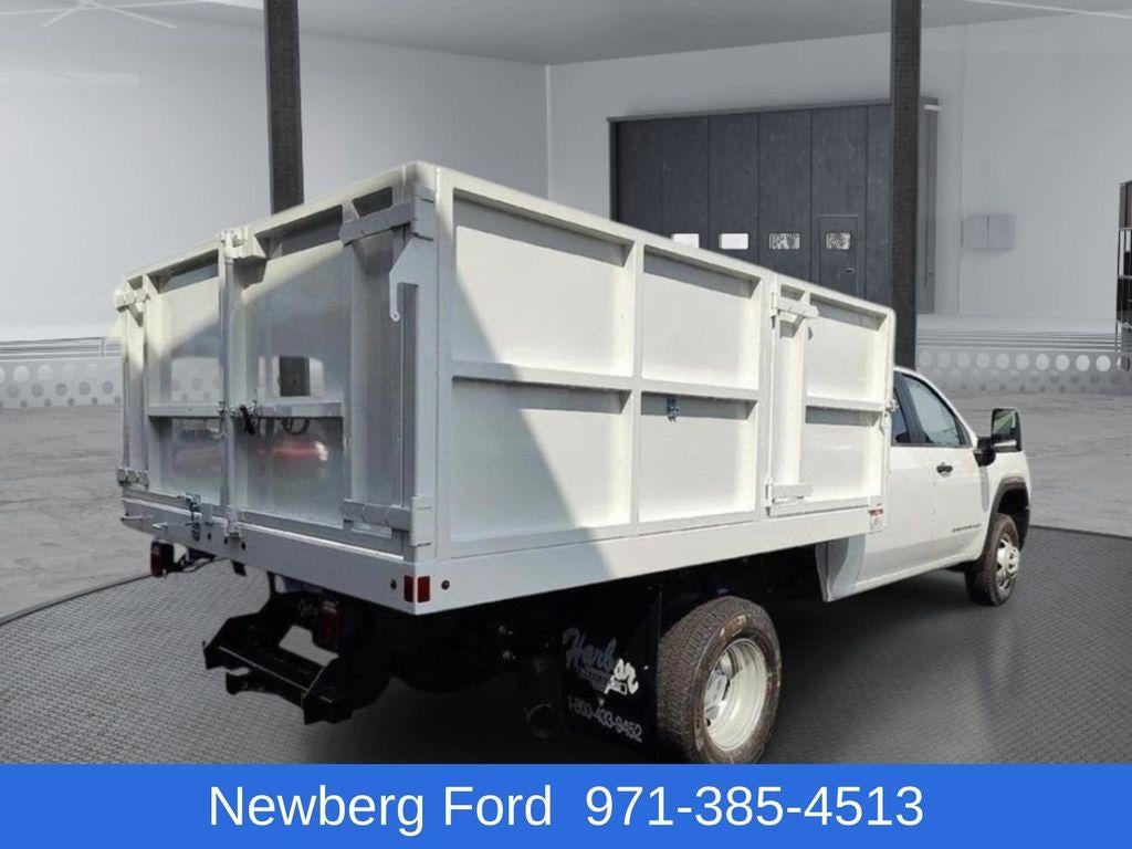 2025 GMC Sierra 3500 HD CC 4WD Crew Cab 177" WB, 60" CA Pro