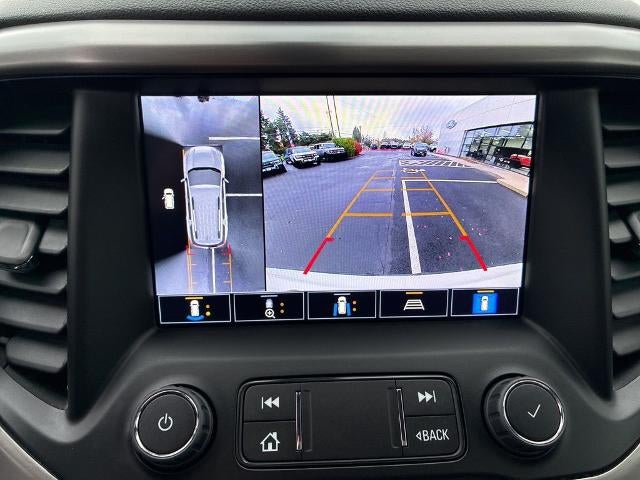 2023 GMC Acadia AWD AT4