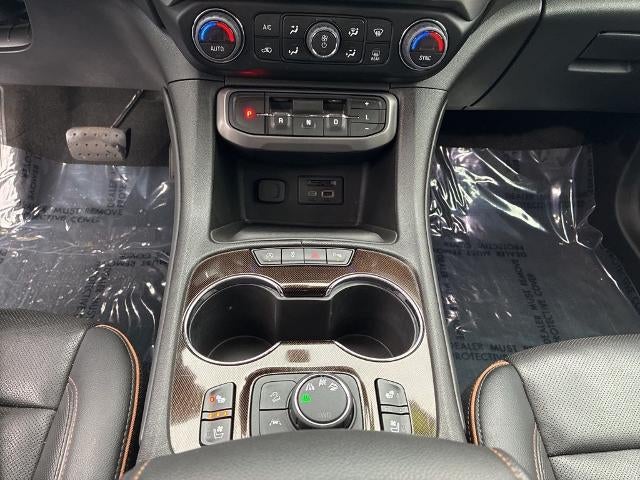 2023 GMC Acadia AWD AT4