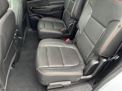 2023 GMC Acadia AWD AT4