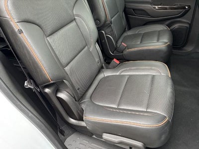 2023 GMC Acadia AWD AT4