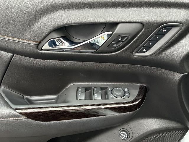 2023 GMC Acadia AWD AT4