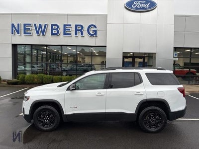 2023 GMC Acadia AWD AT4