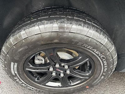 2023 GMC Acadia AWD AT4