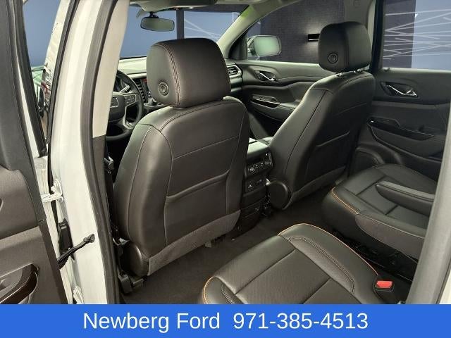 2023 GMC Acadia AWD AT4