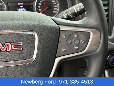 2023 GMC Acadia AWD AT4