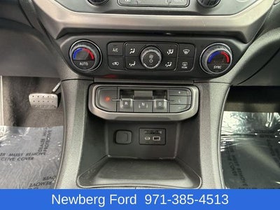 2023 GMC Acadia AWD AT4