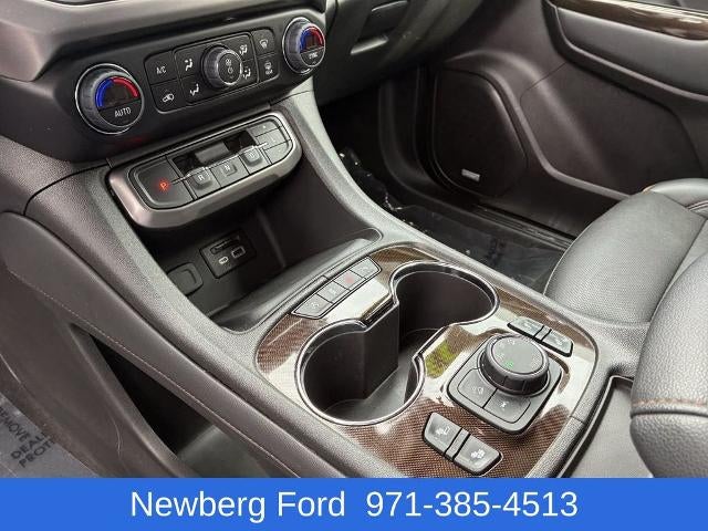 2023 GMC Acadia AWD AT4