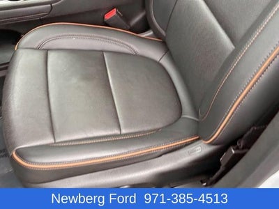 2023 GMC Acadia AWD AT4
