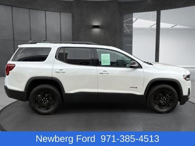 2023 GMC Acadia AWD AT4