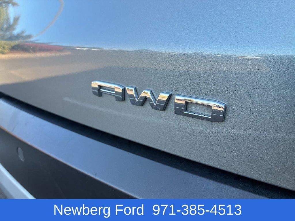 2023 GMC Acadia AWD SLT